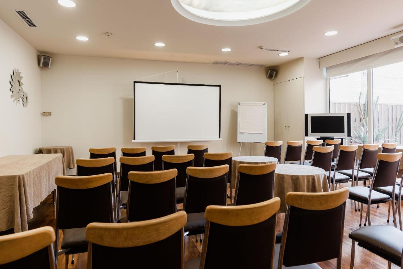 Acropolis Select Hotel Athena Bagian luar foto