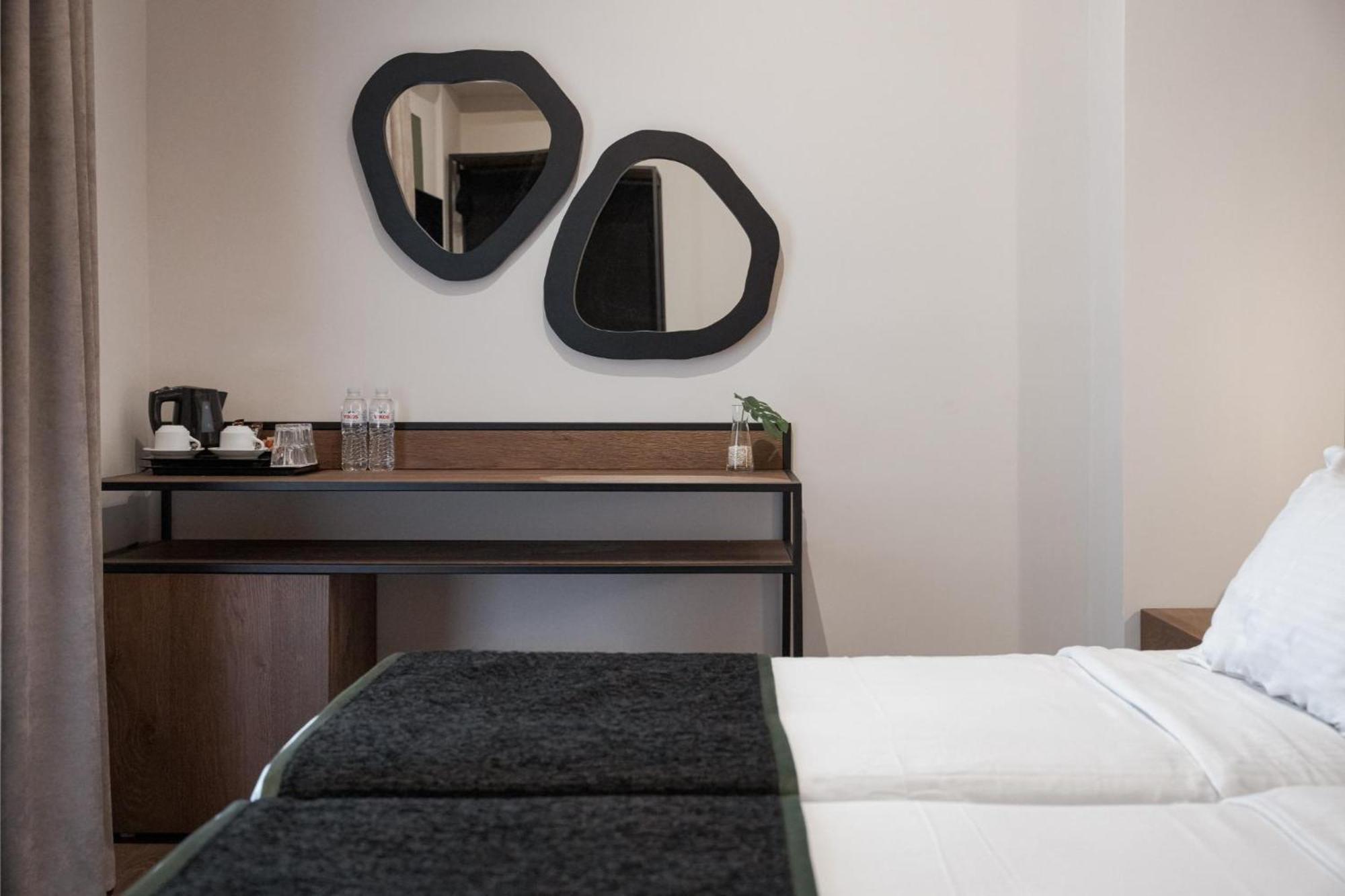 Acropolis Select Hotel Athena Bagian luar foto
